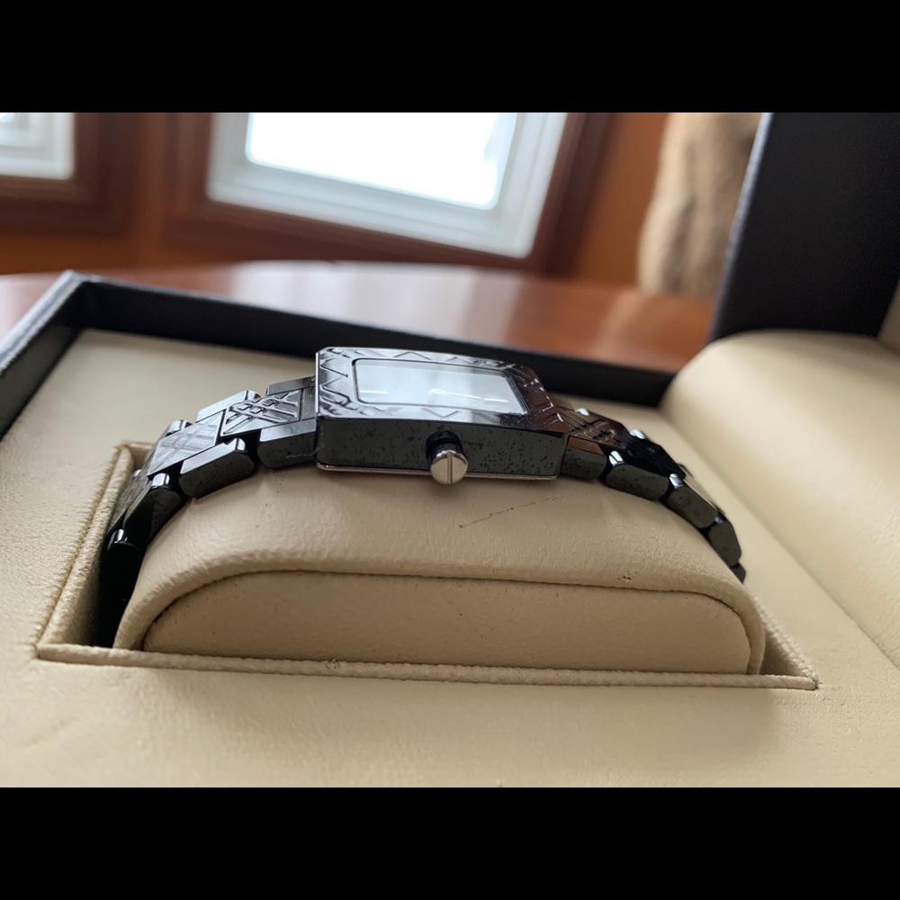 Burberry Watch - Picture 4 of 13